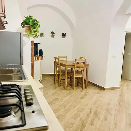 Apartament A Casa Di Nonna Fondi
